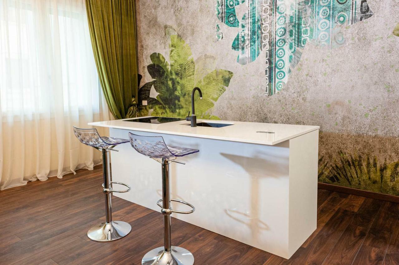 Lion Relais De Charme เวโรนา ภายนอก รูปภาพ